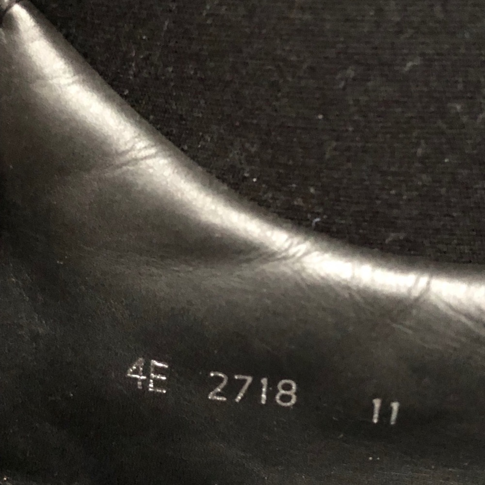 Men’s black Prada sneakers - Picture 4 of 5